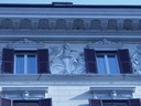 Erdteilallegorie Europa, Fries an der Fassade des Grand Hotel Rom (erbaut 1894), Via Vittorio Emanuele Orlanda, 1894, unbekannter Künstler, Farbphotographie, Photograph: Wolfgang Schmale; Bildquelle: Privatbesitz.