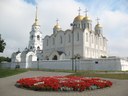 Vladimir Uspenskij Sobor, Farbphotographie, 2011, unbekannter Architekt, Photograph: Glavkom; Bildquelle: Wikimedia Commons, http://commons.wikimedia.org/wiki/File:Владимир_Успенский_собор_2008.JPG.