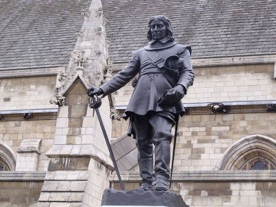 Oliver Cromwell IMG