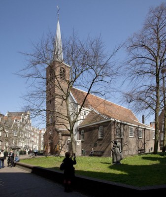 Overzicht westgevel en zuidgevel - Amsterdam, Farbfotografie, 2010, Fotograf: Paul van Galen,Bildquelle: Rijksdienst voor het Cultureel Erfgoed via Wikimedia Commons, https://commons.wikimedia.org/wiki/File:Overzicht_westgevel_en_zuidgevel_-_Amsterdam_-_20534348_-_RCE.jpg, gemeinfrei.