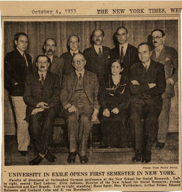 Mitglieder der University of Exile, Schwarz-Weiß-Photographie, Times Wide World Photos, 1933; Bildquelle: New York Times vom 4. Oktober 1933.