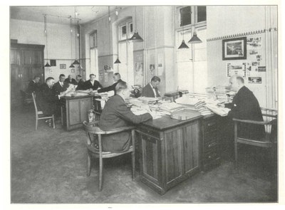 Zimmer der Handelsredaktion des Berliner "Börsen Couriers" IMG Zimmer der Handelsredaktion des Berliner "Börsen Couriers" IMG